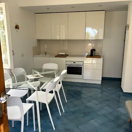 Apartman Nennell'apartment *